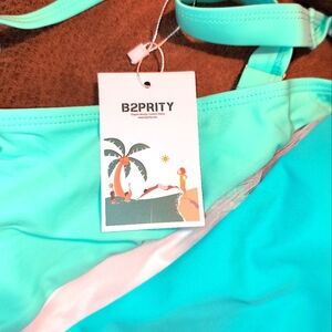 B2Prity swimsuit size M NWT